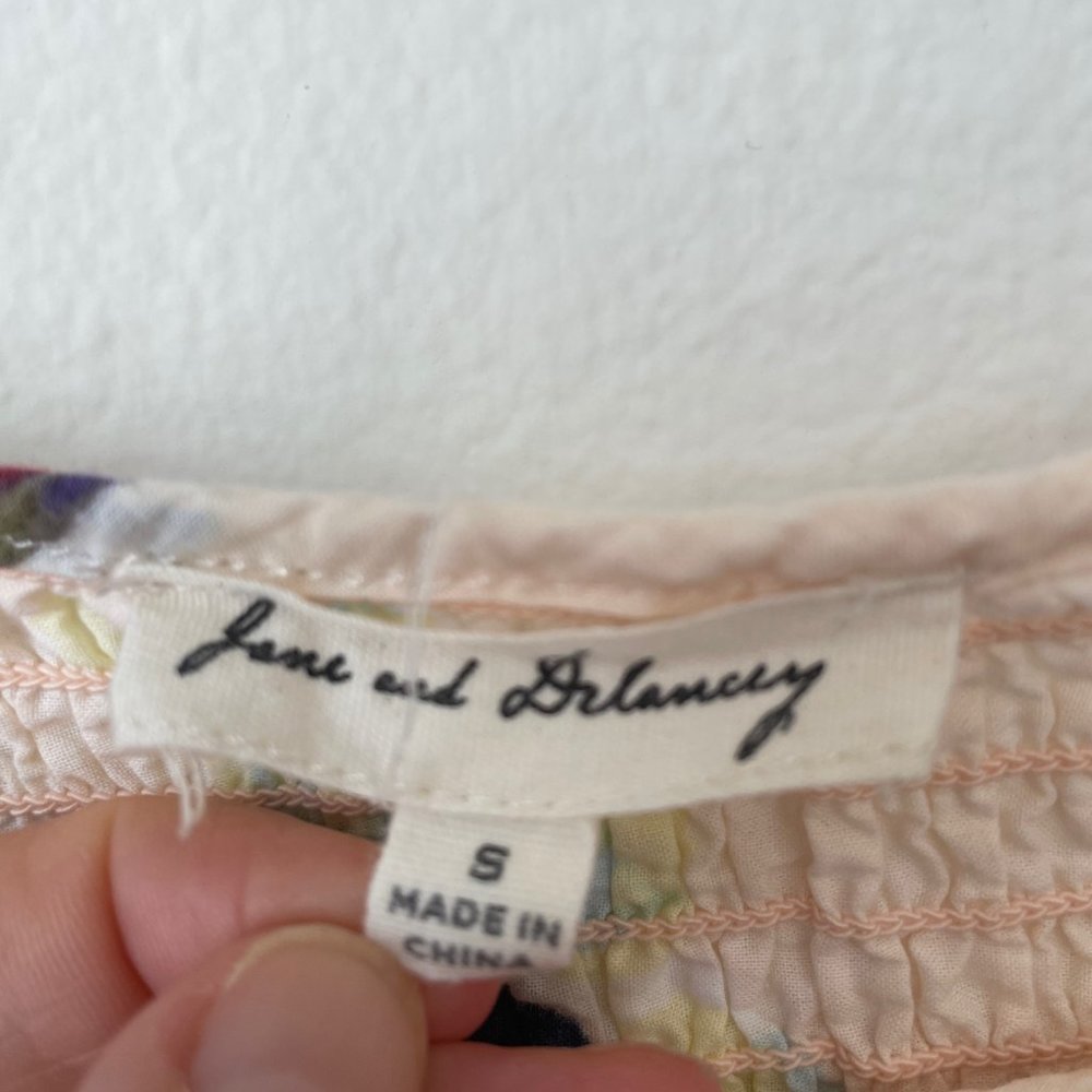 Jane & Delancey Smocked Floral Boho Baby Doll Top - Picture 3 of 10